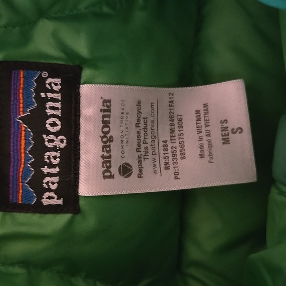 Patagonia Men's Down Sweater Vest, Green, Size Small - Picture 2 of 5